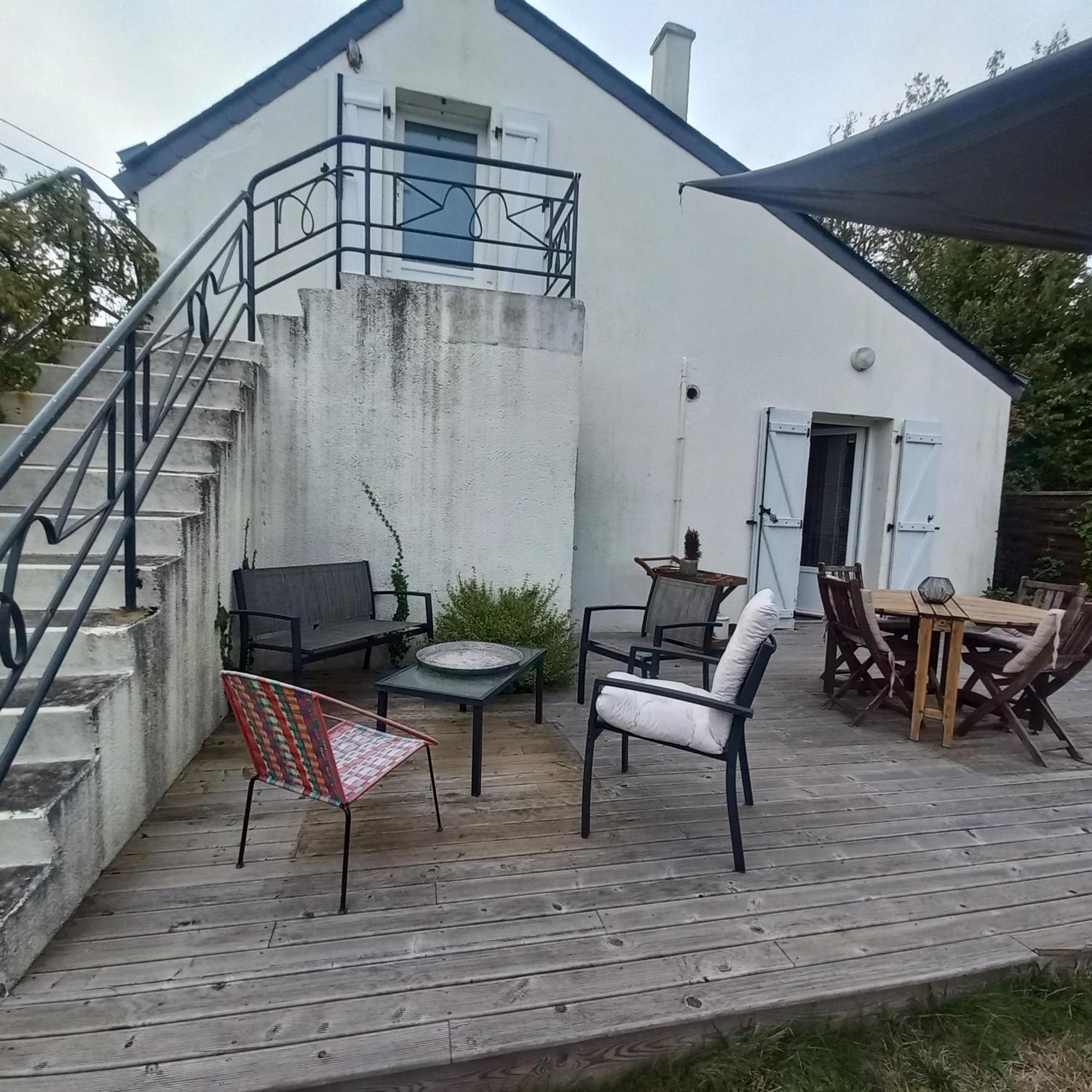 Appartement Independant Сен-Жільда-де-Рюї Екстер'єр фото